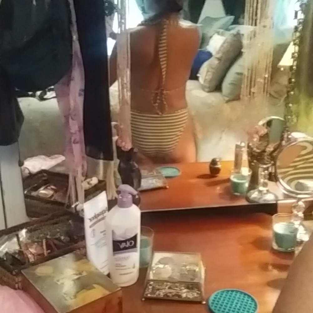 Bathing suit - Picture 3 of 3